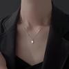 Collar sencillo de estrella de cuatro aristas, diseño avanzado de nicho de moda para mujer, cadena de clavícula, colgante de cruz brillante