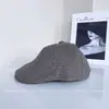 Chapéu de Tecido Xadrez Pequeno Colorido Contrastante Chapéu de Aba para Mulheres Outono e Inverno Chapéu de Boina Quente Chapéu de Jovem Britânico Retrô Chapéu de Moda