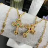 Colgante de Cruz Chapado en Oro con Diseño Completo de Llama de Diamante, Cadena de Bambú, Estilo Unisex para Pareja, Versátil Collar de Personalidad Hip-Hop