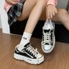 Sapatos brancos estilo K de sola grossa retrô 2024 verão novos para mulheres, estudantes da moda, tênis casuais versáteis para mulheres e papai