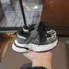 Tênis Respirável de Malha para Meninos Modelo Primavera 2026 Calçados Esportivos Casuais Infantis Moda Casual para Meninas Tênis de Pai