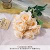 Ramo Búlgaro Falso de 9 Cabezas Simulado Flor de Seda Flor Artificial de Plástico Decoración de Sala de Estar de Alta Gama Flor de Boda Producto Terminado
