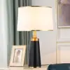 Lámpara de Escritorio Dormitorio Mesita de Noche Creativo Sala de Estar Cálida Simple Sala de Estar Estilo Nórdico ins Dormitorio Principal Lámpara de Mesita de Noche de Lujo Ligero Americano