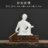 Decoración de monje Shaolin kung fu arena púrpura Decoración de escritorio para el hogar de monje Estante antiguo Artesanía de porcelana blanca Decoración de personaje