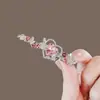 Pasador de Pelo Brillante con Forma de Corazón Rosa y Diamantes, Lujo Ligero y Exquisito, de Hada, Gama Alta, Dulce y Femenino, Versátil y Delicado Accesorio para el Cabello