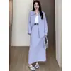 Conjunto de dos piezas de moda morado para mujer talla grande: top tipo camisa y falda, atuendo casual para el otoño de 2026 para ir al trabajo para damas talla grande