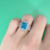 Nuevo Estilo Novedoso Circonita con Incrustaciones de Diamantes Completos Diamante Princesa Cuadrado Azul Mar Esmeralda Anillo Moda Color Vivo Anillo Tesoro