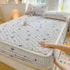 Nueva sábana acolchada de terciopelo de leche, protector de colchón, colcha cálida de otoño e invierno, cama antideslizante con forro polar para niños
