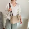 Bolsa quadrada pequena retrô moderna transfronteiriça feminina nova de outono 2026 cor sólida luxo leve bolsa de ombro único bolsa transversal para o trabalho