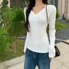 Camiseta feminina elegante de manga comprida estilo francês, com ajuste slim e acinturada, para outono e inverno, blusa térmica base justa, gola V, ombro regular