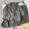 Pijama de Lujo Ligero con Tacto de Hilo de Algodón Nube para Hombre, Estilo Rayado Fino de Manga Larga y Pantalón Largo para Primavera y Otoño, Conjunto de Ropa para el Hogar para Adolescentes