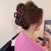 Pinza para el pelo coreana para mujer, pinza de tiburón de estilo simple, pasador de alta gama, pinza para la parte trasera de la cabeza, pinza de hueso de dragón con lunares
