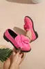 Zapatos Transfronterizos Europeos y Americanos Otoño Nuevo Estilo Británico Zapatos Pequeños de Cuero Multicolor 2026 Zapatos de Lazo Suela Plana Zapatos de Mujer Venta al por Mayor Tallas Grandes