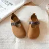Ropa exterior elegante para niñas Zapatos Birkenstock primavera y otoño 2026 nuevos mocasines tejidos de suela blanda zapatos de cuero pequeños versátiles de moda