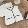 Chaleco acolchado casual versátil de otoño e invierno para bebé INS, chaqueta acolchada de algodón sin mangas para niños y niñas