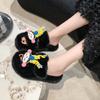 Bonitas pantuflas de piel de conejo con diseño de corazón y flores para mujer, para otoño e invierno, nuevas, a juego con todo, para el hogar, pantuflas de algodón antideslizantes con suela gruesa