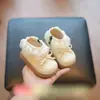 Botas de Cuero para Bebé Niña con Adorno de Encaje y Forro de Felpa, Botines Calientes para Niños con un Pequeño Lazo, Moda de Invierno 2026
