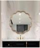 Diseño de patente Espejo de tocador con lámpara LED luminosa inteligente americana Espejo de maquillaje Colgante de pared Decoración de pared Espejo de baño de lujo ligero
