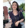 Tienda Insignia Shanghai Dan Nong / Camiseta de Punto Fino de Cáñamo con Cuello en V de Manga Corta para Commuter Top de Mujer