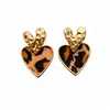 Pendientes Cuadrados de Corazón con Estampado de Leopardo Color Café Aguja de Plata, Pendientes de Lujo Ligero de Gama Alta, Pendientes Retro Estilo Maillard al por Mayor