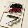 Pinza Banana Plegada de Lunares Retro Simple Versátil con un Toque de Alta Gama para Cola de Caballo, Añade Volumen a la Parte Posterior de la Cabeza, Pinza de Cabello Horizontal Accesorio para el Cabello