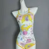 (Capa única, sin almohadilla en el pecho) Traje de baño de una pieza para mujer con diseño de niña de dibujos animados de cabello rizado, traje de baño conservador de corte bajo para piscina y competición
