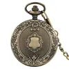 Relógio de Bolso Grande Vintage com Padrão de Escudo Dourado Esculpido, Relógio de Bolso de Quartzo com Números Romanos, Novo Modelo Mais Vendido no Taobao
