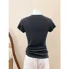 2026 Nova Camisa de Tricô com Design de Botão de Concha Slim-Fit Manga Curta Feminina Cinza Escuro Tamanho Único Sem Mangas