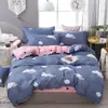 Conjunto de Quatro Peças de Roupa de Cama de Flanela de Algodão Lavado Amiga da Pele Estilo Fresco, Conjunto Simples de Três Peças de Lençol e Capa de Edredom para Cama de Solteiro de Dormitório Estudantil