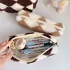 Outono e inverno xadrez xadrez pelúcia lápis Caso Papelaria de estudante Bolsa Armazenamento de grande capacidade Bolsa Papelaria portátil rômbica Caixa