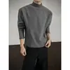 Top de base branco de gola semi-alta para homens, outono e inverno, camiseta top de manga comprida de rua desconstruída boxy, moderna