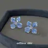 Pendientes de Cristal Hechos a Mano para Mujer, Flor Azul Neblina, Estilo Dulce Francés, Flor de Cuatro Hojas Inspirada en el Bosque, Elegantes Accesorios para Orejas