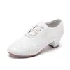 Novos Sapatos de Dança Latina Brancos 2025, Sapatos de Dança Femininos de Alta Qualidade, Modernos e Versáteis para Uso Externo, Sapatos de Dança Estilo Marinheiro de Verão com Solas Macias