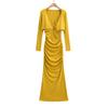 Vestido entallado con pliegues retorcidos estilo Pure Lust que abraza las caderas para mujer Traje de dos piezas top cárdigan adelgazante de cintura estilo Pure Lust