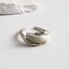 Anillo abierto redondo con diseño floral de goteo de aceite transfronterizo europeo y americano, anillo para dedo índice estilo vintage de lujo ligero, joyería de alta gama de lujo ligero para mujer