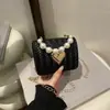 Bolso Cuadrado Pequeño Tejido con Cadena Estilo Chanel de Moda para Mujer, Versátil, Único, Sencillo, Moderno y Bolso Cruzado de Alta Gama