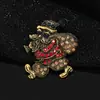 Broche navideño modelo nuevo de 26 años accesorio festivo regalo externo comercio exterior superventas árbol de Navidad muñeco de nieve campana alfiler corsage