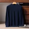 Suéter versátil de color liso con cuello redondo para hombre 10% cachemira, camiseta básica de punto de cuello semi-alto, suéter de cachemira pura, cálido negro de negocios