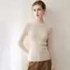 Camisa base de tricô Konsaini 100% caxemira pura feminina premium pronta para usar, canelada, corte justo, com gola semi-alta, top moderno