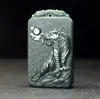 Jade Hetian de Xinjiang Zafiro Verde Torre Primera Calidad Material Fino Cuatro Brazos Guanyin Colgante de Paisaje para Hombres y Mujeres Colgante de Jade