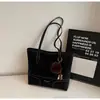 Bolso Retro de Gran Capacidad Estilo Coreano para Mujer Invierno 2026 Nuevo Bolso de Hombro Casual para el Trabajo Bolso Tote Versátil de Moda