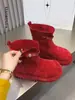 Botas femininas vermelhas de salto grosso estilo Martin, novo modelo de outono 2026, de uso duplo, para pessoas baixinhas, botas curtas estilo Birkenstock de sola grossa, botas vintage