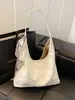 Bolso de Hombro de Cuero Suave de Gran Capacidad, Moderno y Elegante, para Viajes Diarios de Mujer, Nuevo 2025, Bolso Casual Versátil de Axila, Bolso Tote