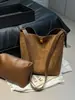 Bolso de Gamuza de Gran Capacidad para el Viaje Diario de Mujer 2026 Nuevo Estilo Minimalista de Verano Bolso Cruzado al Hombro Tipo Cubo