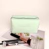 Bolsa de cosméticos Seersucker de grande capacidade, bolsa portátil para artigos de higiene pessoal, com zíper, para armazenamento de caneta de sobrancelha, mais vendida internacionalmente