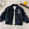 Jaqueta de Motociclista para Meninos 2026 Primavera Outono Roupa Externa Infantil Bebê Criança Pequena Jaqueta Estilosa Tendência Estilo de Rua Jaqueta Jaqueta Baseball Tendência