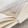 Anillo de Acero de Titanio con Circonita Extremadamente Fina Estilo Japonés y Coreano para Mujer Nicho Lujo Ligero Ins Diseño Simple Anillo Liso Anillo de Cola Sin Caerse