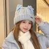 Gorro de alta qualidade coreano em mistura de lã com orelhas de gato e logo metálico, perfeito para outono e inverno, faz seu rosto parecer menor, caimento solto, adequado para cabeças maiores