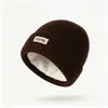 Chapéu de Moda Estilo Coreano para Outono e Inverno para Mulheres Versátil Grande Circunferência da Cabeça Chapéu de Lã Tricotado Faz o Rosto Parecer Menor Proteção de Orelha Quente Chapéu Cobertura de Cabeça