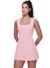 Vestido transfronteiriço com bojo, leggings, respirável e de secagem rápida, para fitness ao ar livre, esportes, corrida, saia-short de tênis anti-exposição para mulheres